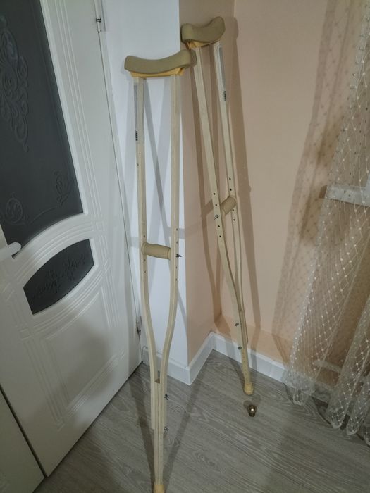 Балдақ / Костыли почти новые