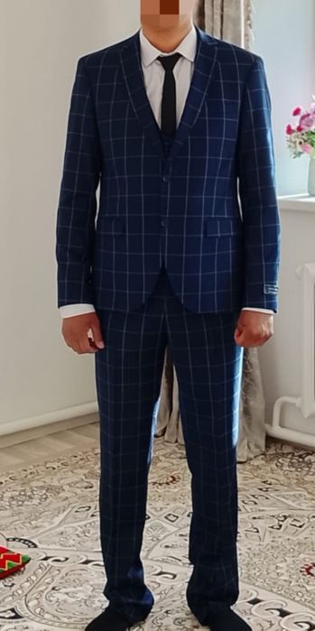 Кастюм мужской новый