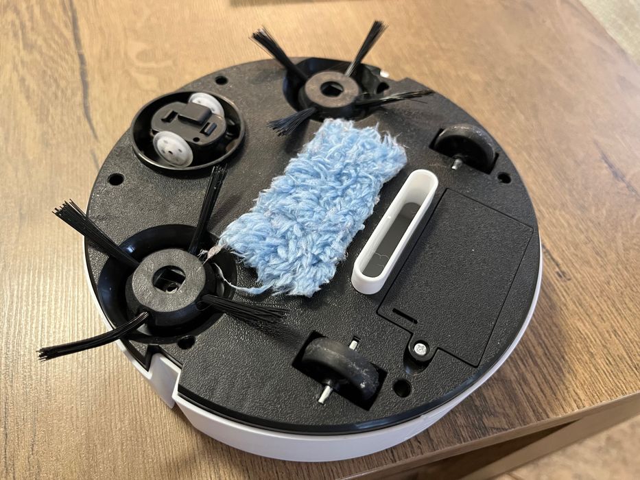 Mini Robot Aspirator Inteligent, Încărcare USB, Nou la cutie