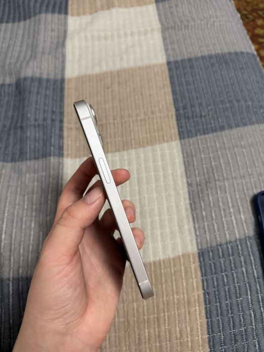 Продам iPhone 14, 128 ГБ