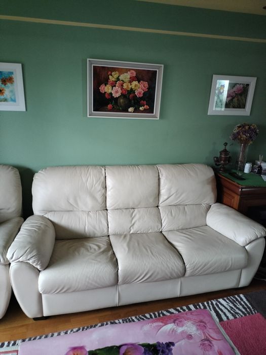 Vând canapea fixa, 3 locuri,  piele naturala"Rossini".