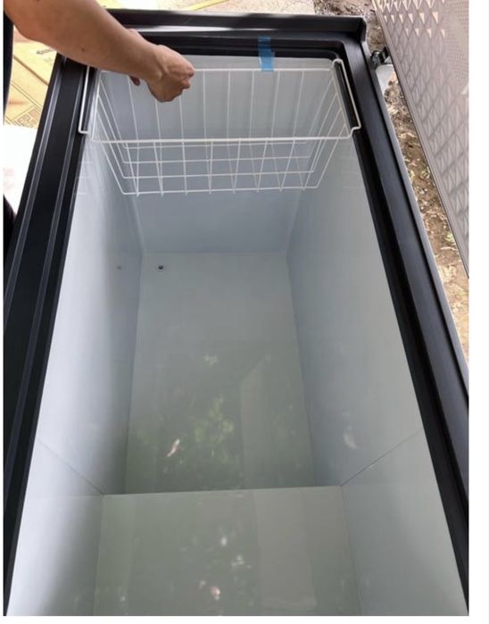 Продам срочно морозильник