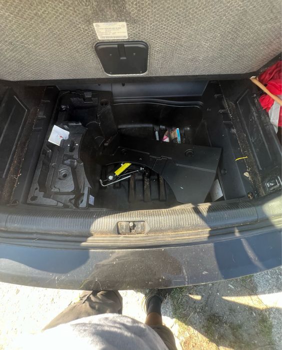 На части Volkswagen Passat B7 2.0 TDI комби автомат Dsg