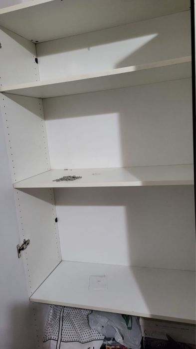 Шкаф с полками уневерсальный