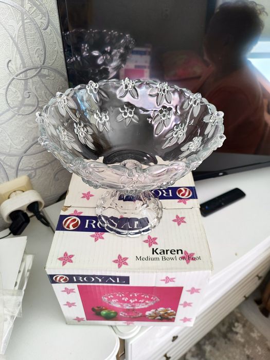 Продам вазы для фруктов.