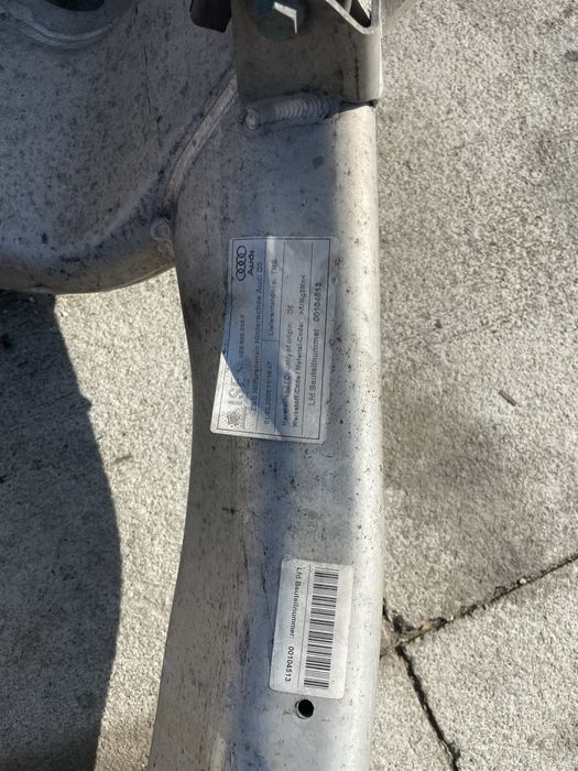 Punte spate Audo A8 d3 stare perfecta completa / brat fuzeta