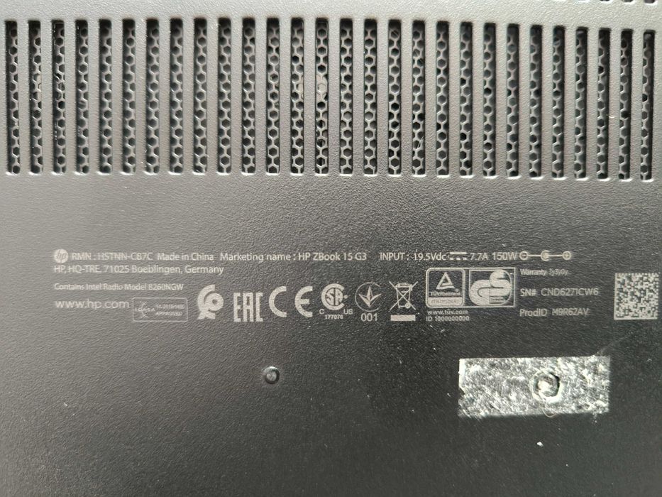 HP ZBook 15 G3 на части