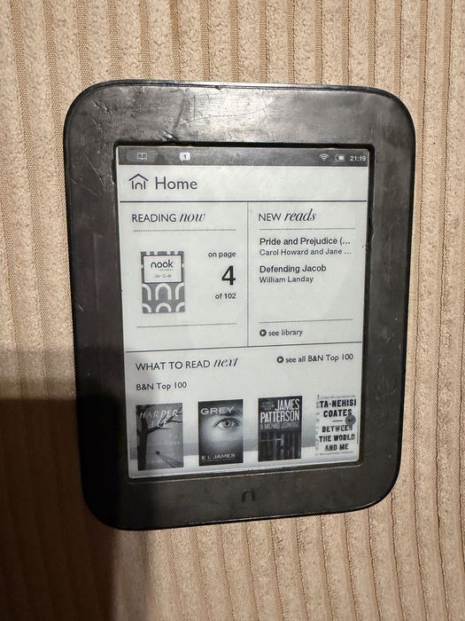 Проблемен и НЕработещ изрядно Nook четец BNRV300 (хардуерен проблем)