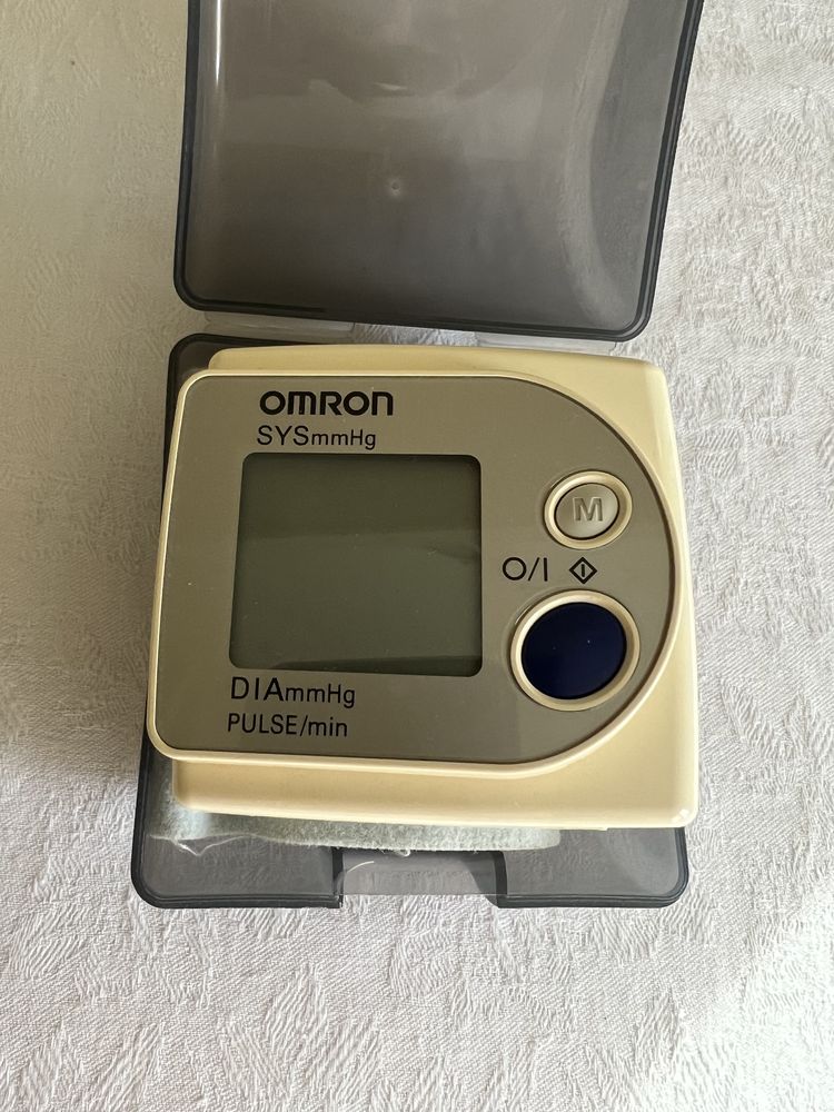 Апарат за кръвно налягане Omron гр. София Дружба 2 • OLX.bg