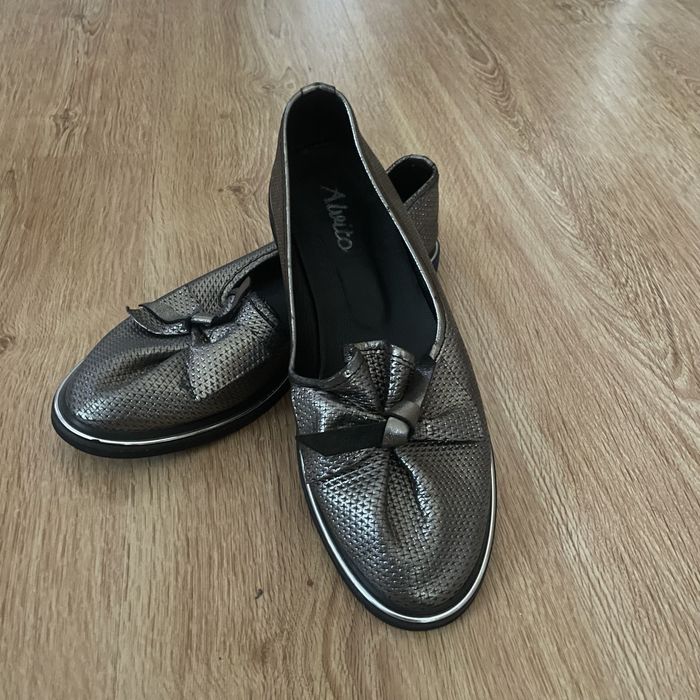 Дамски обувки български