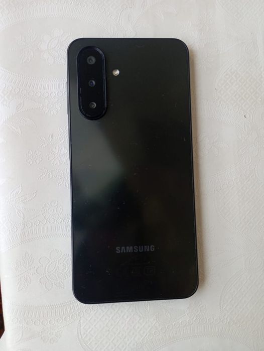 Samsung A17 продам