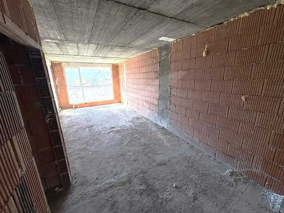 Продава се Двустаен апартамент в Пловдив, Южен - 74 кв.м за 607 €/кв.м - Снимка #2