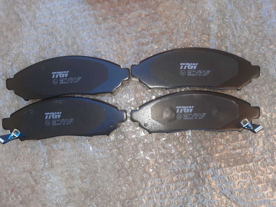 Set placate frana fata Nissan