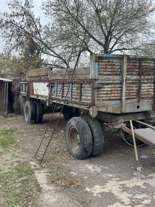 Продам прицеп на камаз