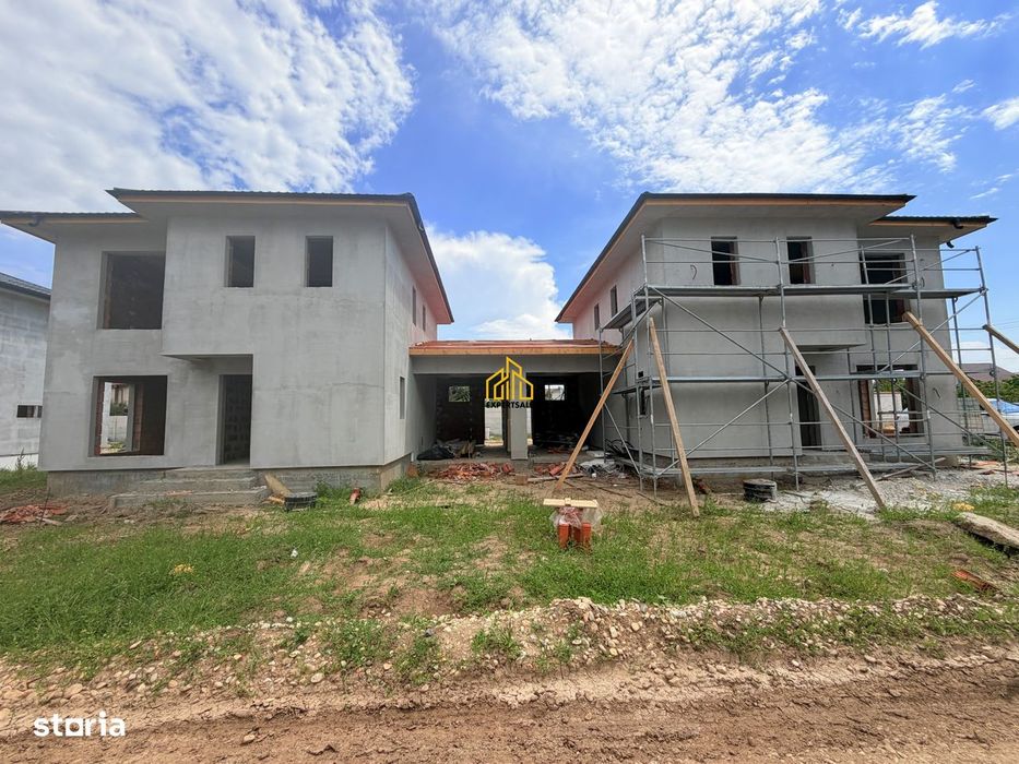 Casa In Care Familia Ta Are Loc Să Crească/Domnesti Central