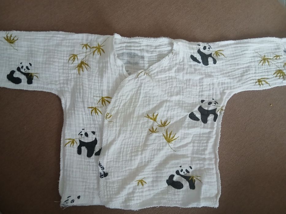 Продается пакет вещей на фото