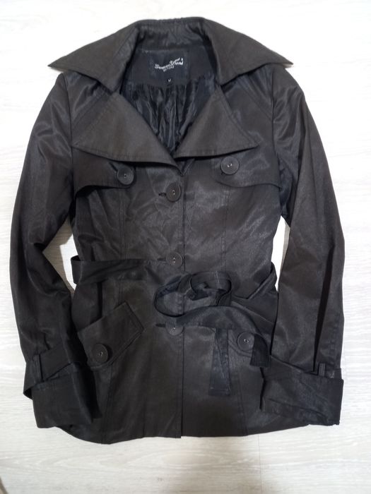 Женские лёгкие куртки