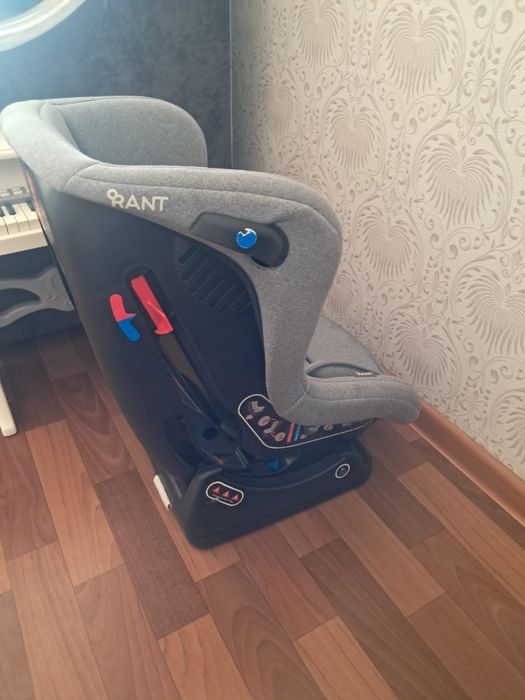 Продам автокресло