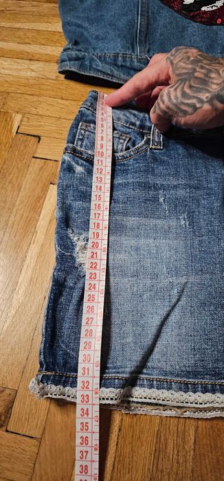 Сет от готин дамски дънков елек и пола