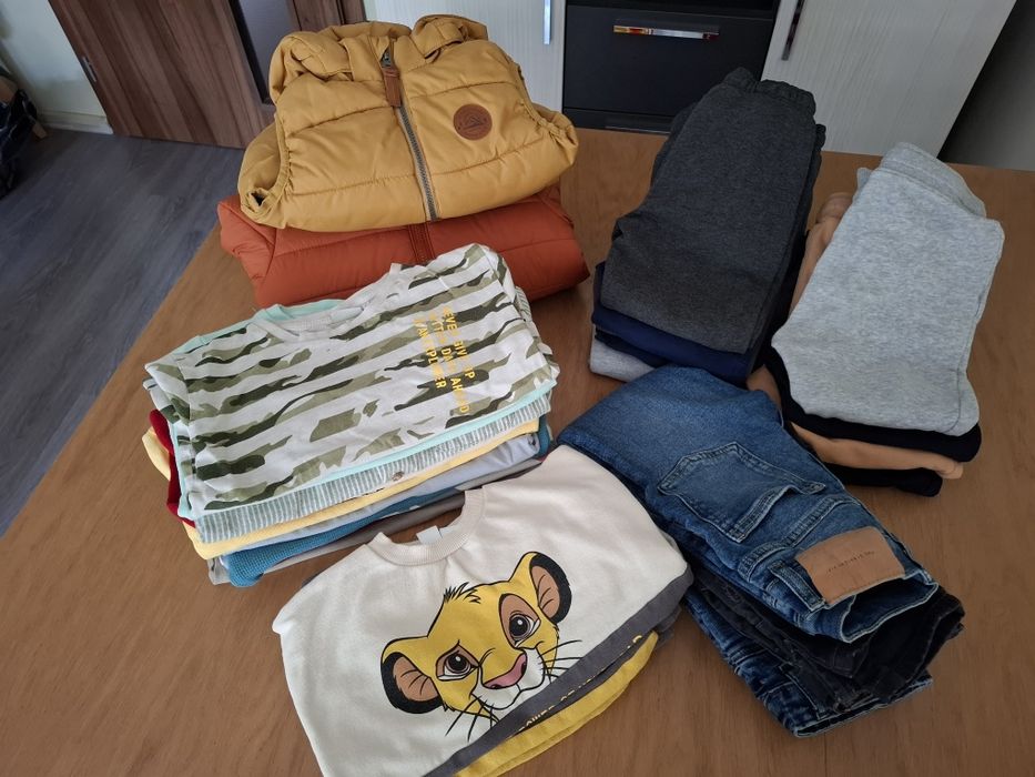 Голям  есенно-зимен лот от дрехи за момче,  размер 110-116 см. (5-6 г)