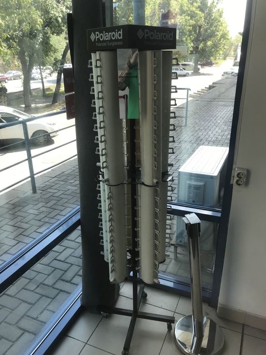 Подиум для очков