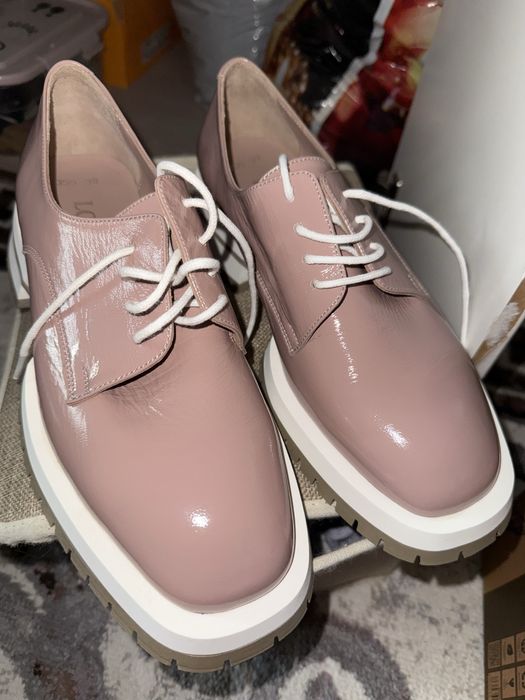 Продам новые лоферы