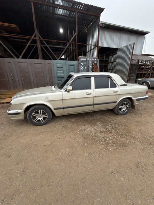 Volga 31105 sotiladi yili 2005