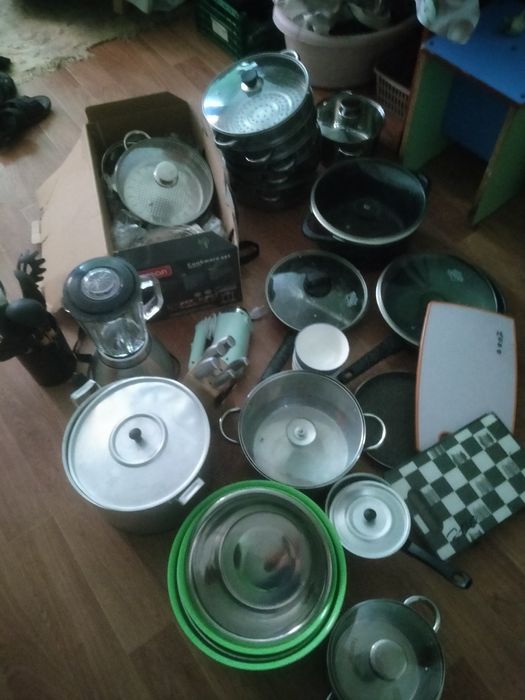 Посуда для дома хорошом состояние