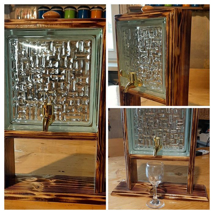 Диспенсър за алкохол