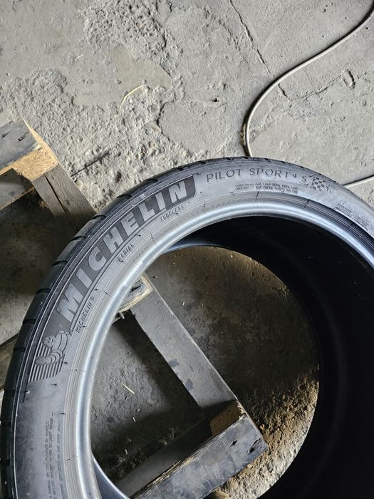 1 anvelopa vara 275 35 20 Michelin PilotSport 4S 2022