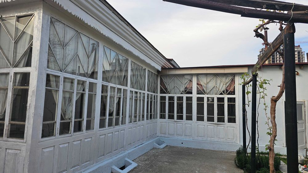 Ҳовли ижарага берилади