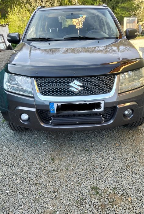 Vând Suzuki Grand Vitara