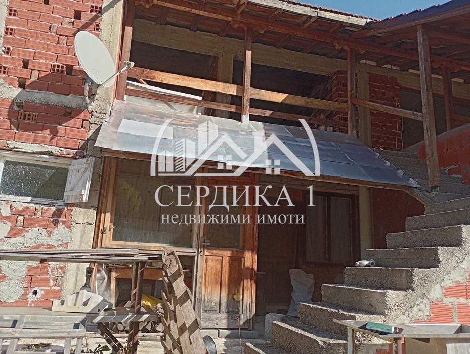 Къща в Благоевград, област-с.Еленово