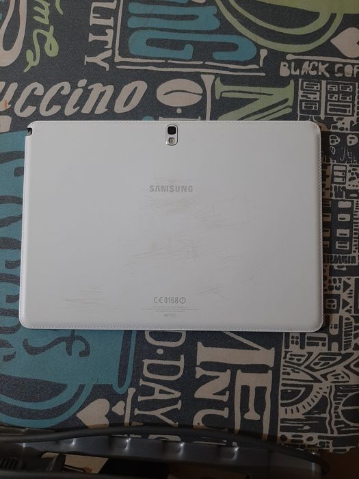 Планшет самсунг в отличном состояний