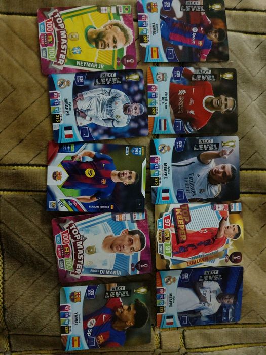 Cartonașe football diverse și raree