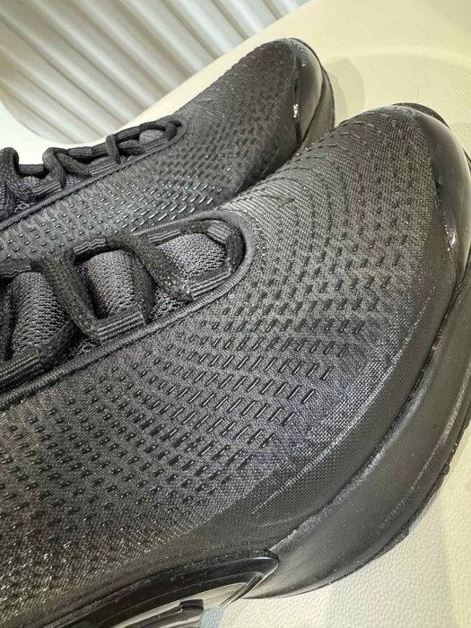 маратонки nike dn  38,5