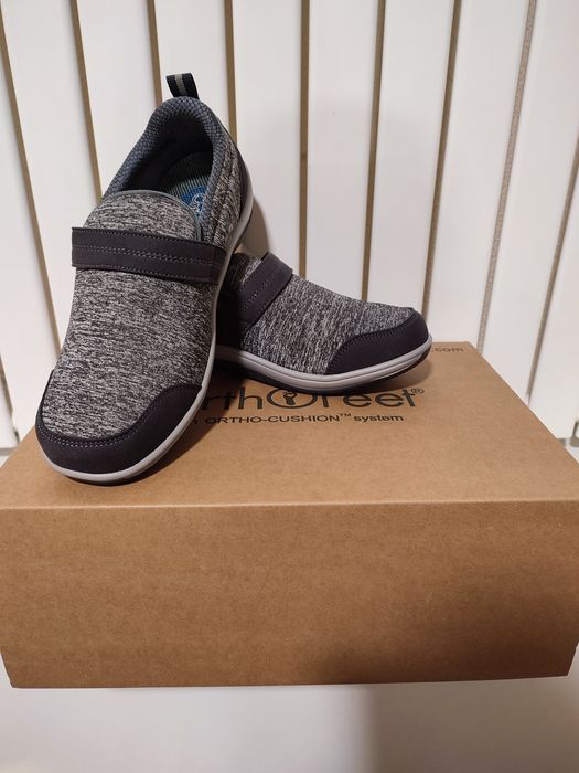 Adidași/pantofi sport