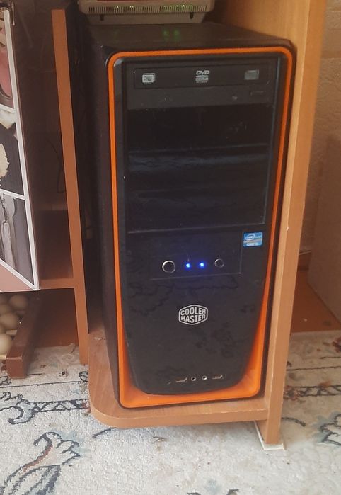 Настольный компьютер