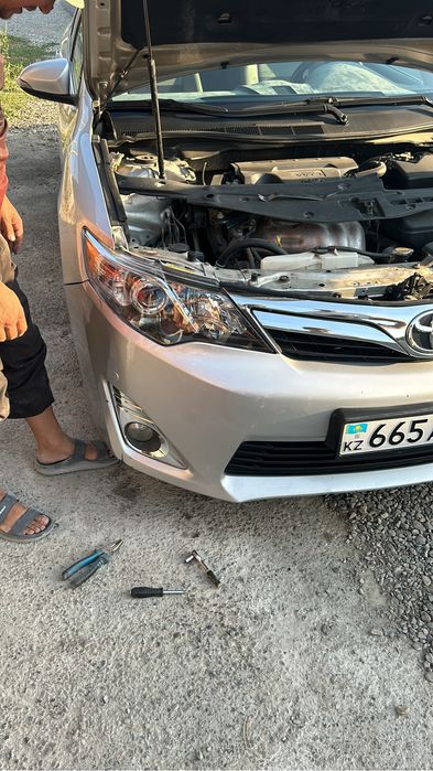 Фара камри 50 хле