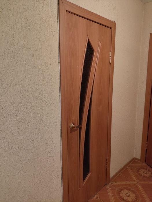 Продам межкомнатные двери