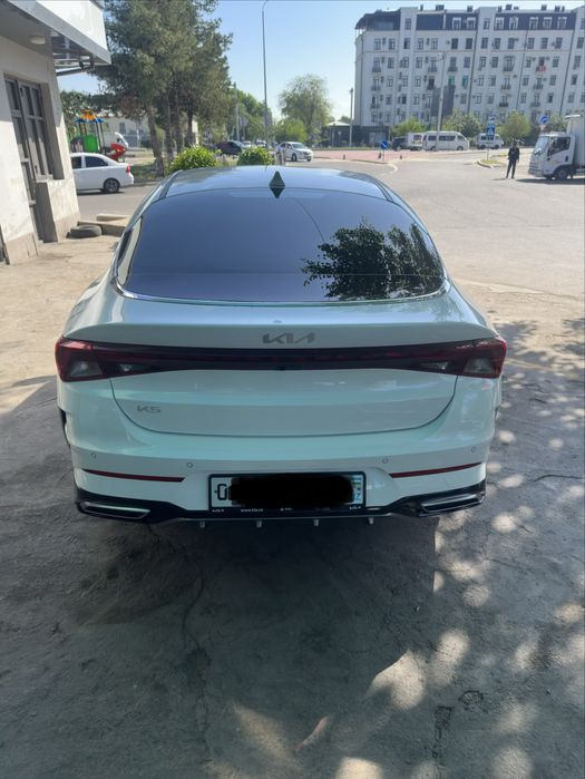 Kia K5 2023 — 4