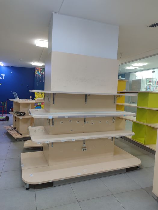 Продам полки под и стеллажи