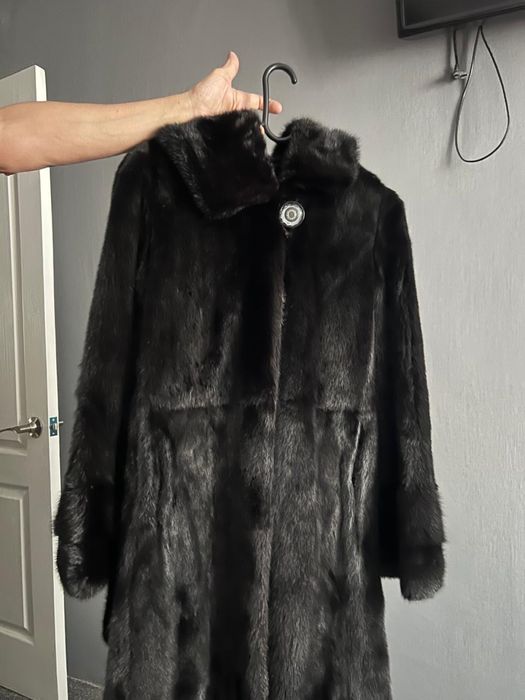 Продам норковую шубу