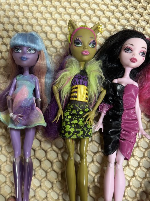 Продам кукол  монстр  хай!