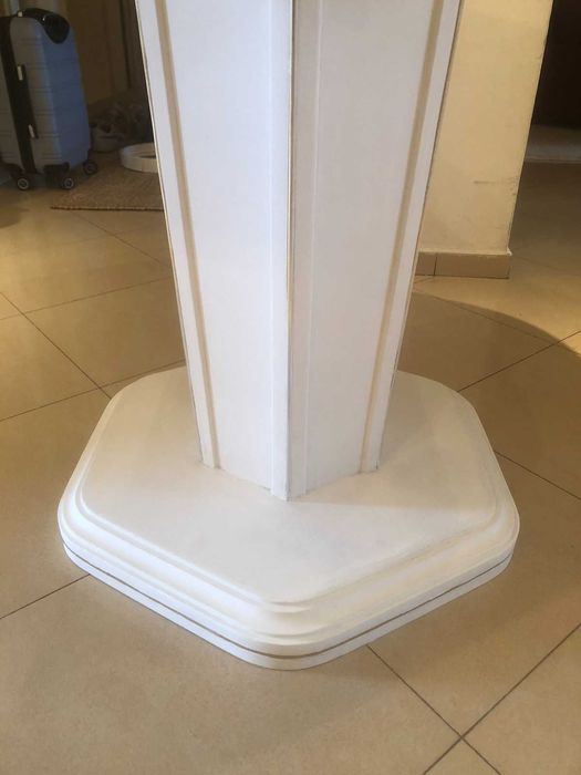 Красива трапезна маса дърво и мрамор, шестоъгълна