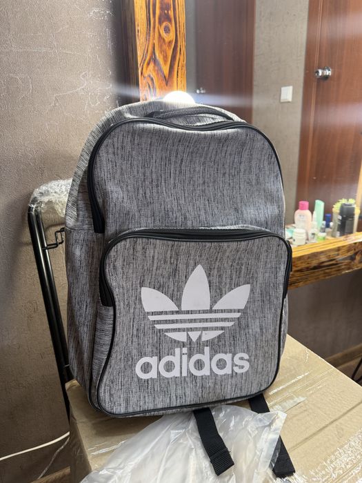 Продам рюкзак adidas original