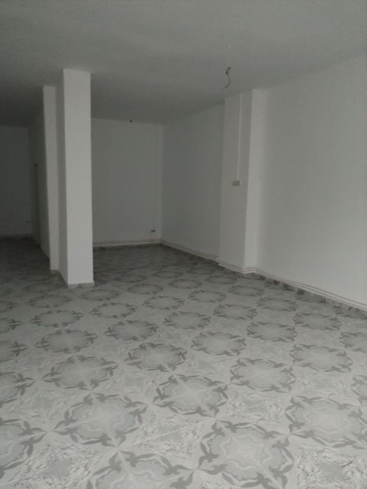 DIRECT PROPRIETAR, Spațiu comercial de închiriat sau vânzare.