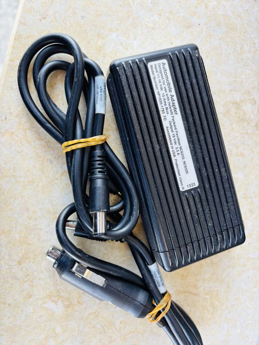 Vand Incarcator auto  Lind pentru laptop Panasonic12/24v