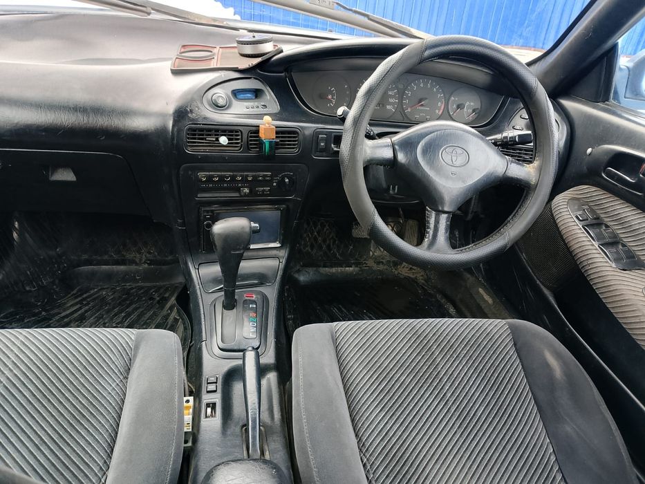 Продам  таету на полном ходу