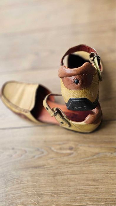 Дамски обувки CAMEL Active, размер 40, употребявани